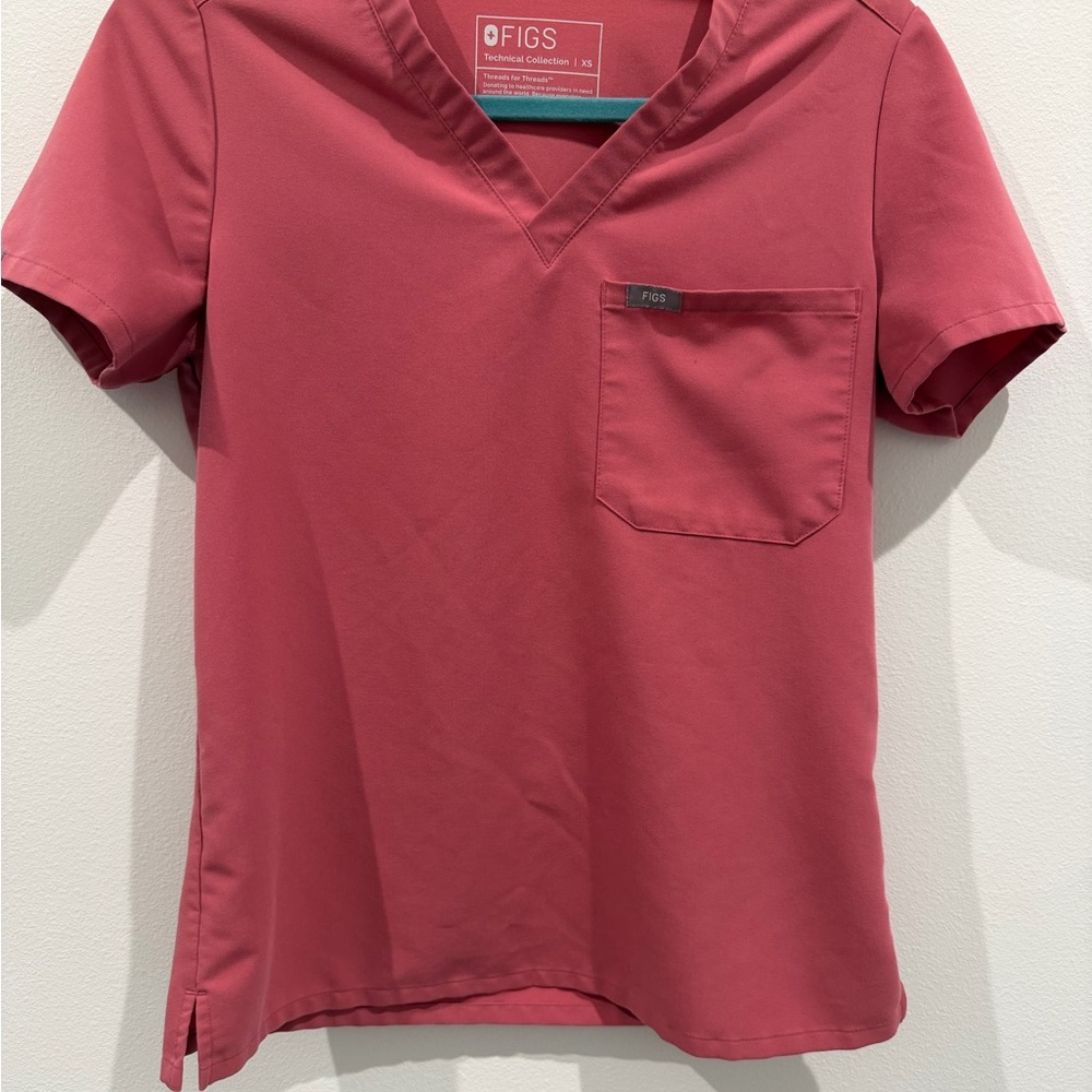 Figs Rose V-Neck Scrub Top